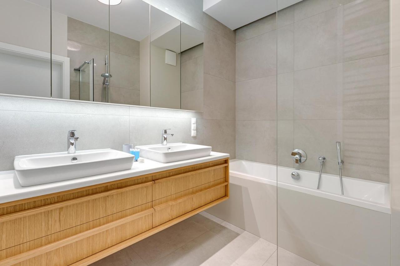 Premium Family & Business Old Town Riverside Apartment With Parking Gdansk Exterior foto